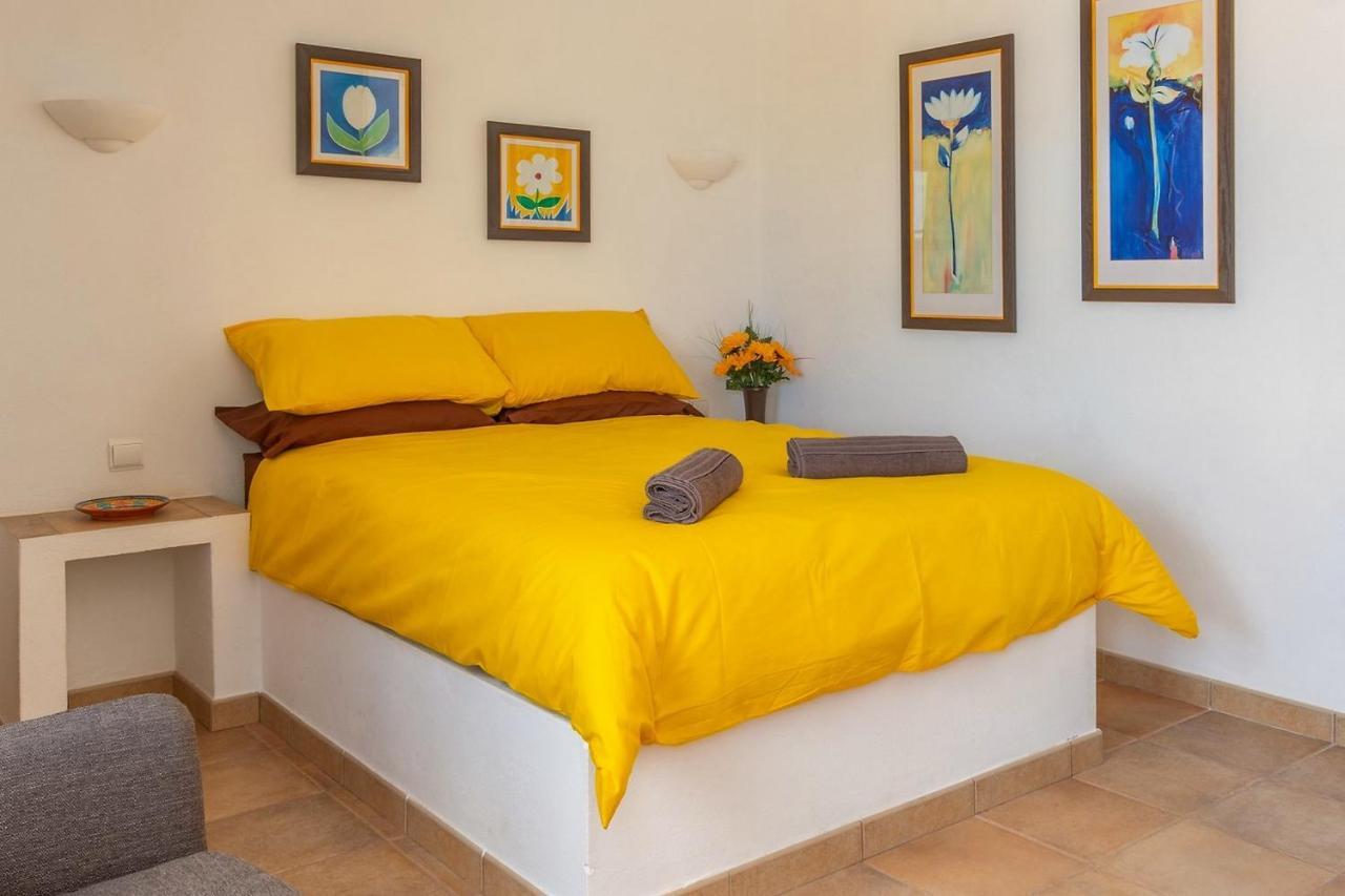 Casa Dos Ninos Bed and Breakfast São Bartolomeu de Messines Buitenkant foto